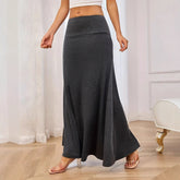 Knitted solid color skirt